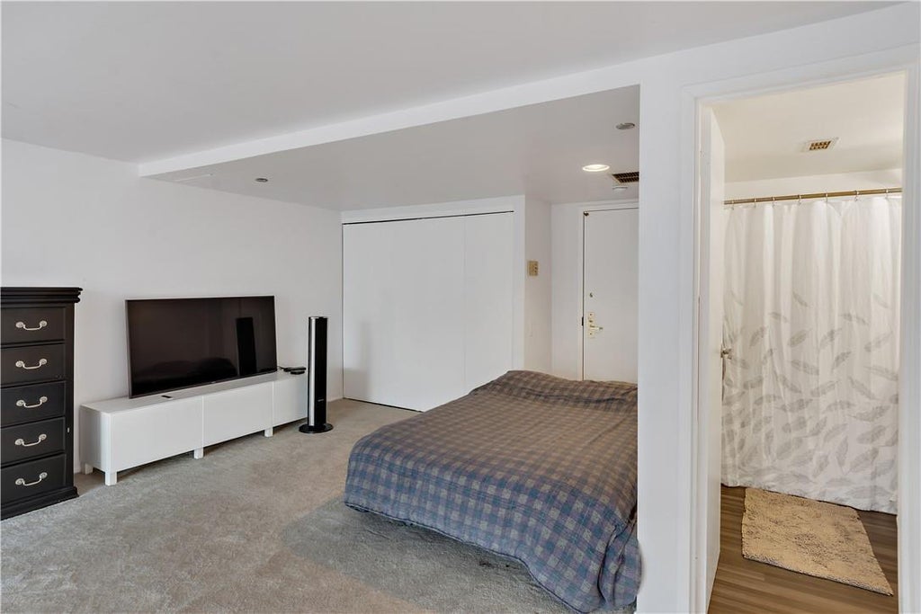 14 of 24 - 23 Water Grant St. # 4j, Yonkers, NY