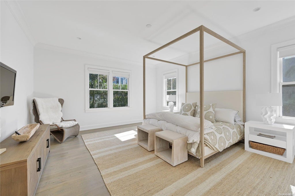 10 of 14 - 52 Quogue St., Quogue, NY