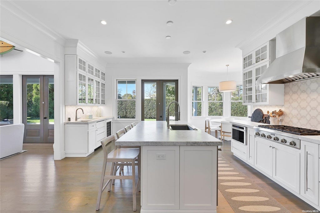 5 of 14 - 52 Quogue St., Quogue, NY