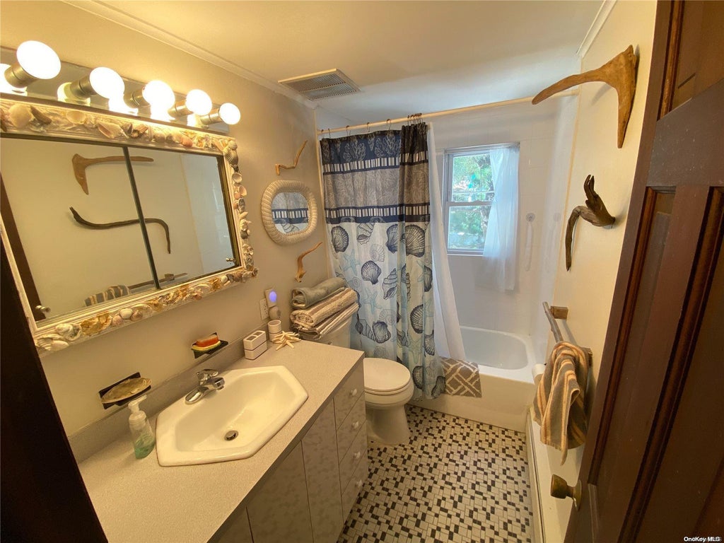 14 of 22 - 145 Inwood Avenue, Point Lookout, NY
