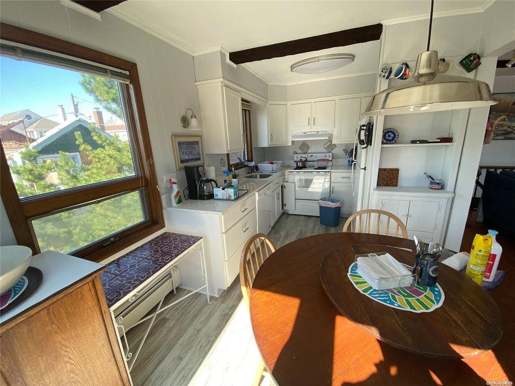 5 of 22 - 145 Inwood Avenue, Point Lookout, NY