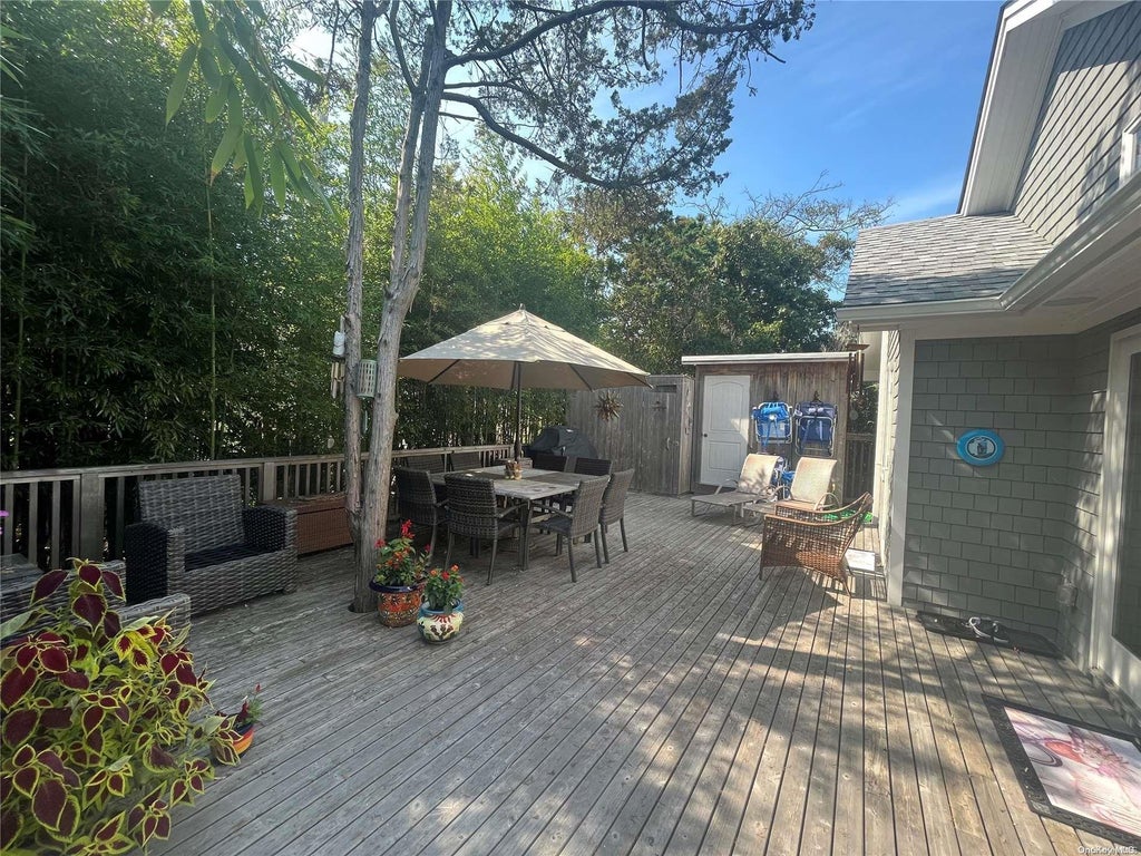 11 of 14 - 985 Surfview Walk, Ocean Beach, NY