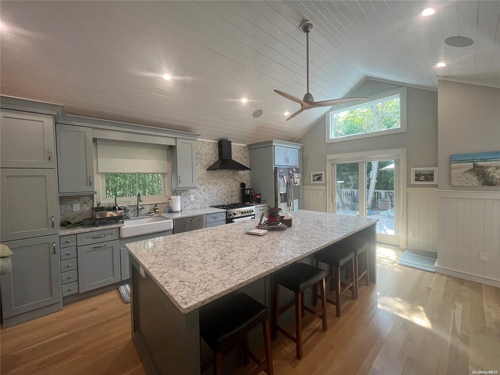 3 of 14 - 985 Surfview Walk, Ocean Beach, NY
