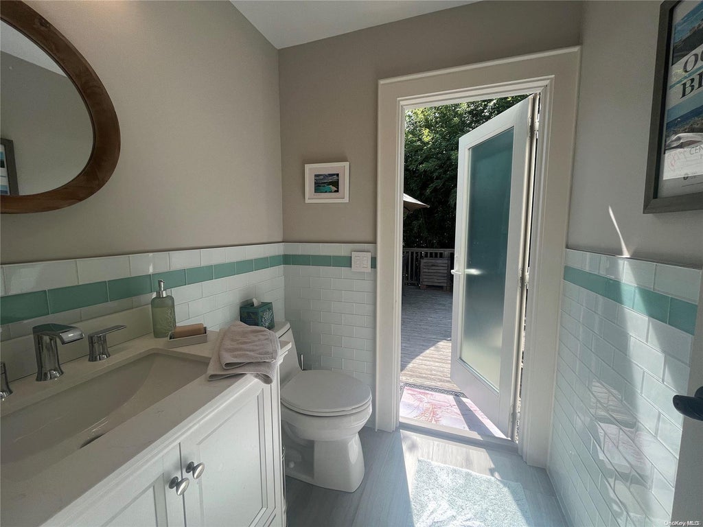 7 of 14 - 985 Surfview Walk, Ocean Beach, NY