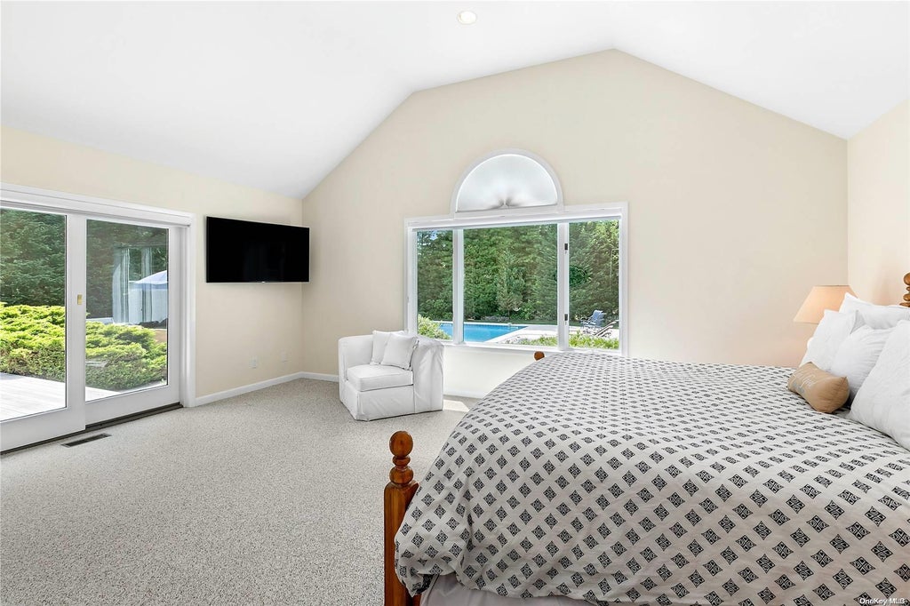 6 of 15 - 43 Bridle Path, Westhampton Beach, NY
