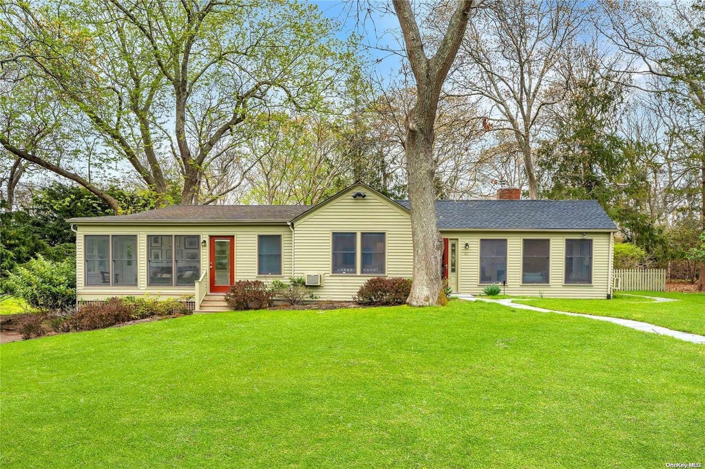 60 Aspatuck Road, Westhampton Beach