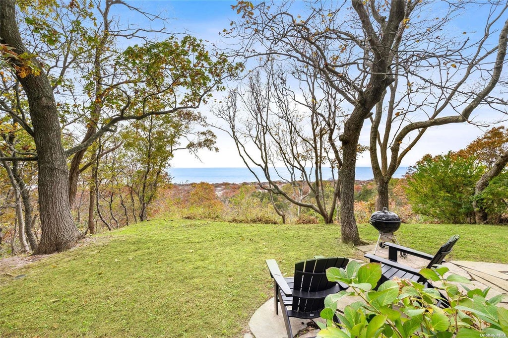 1 of 25 - 400 Diamond Lane, Peconic, NY