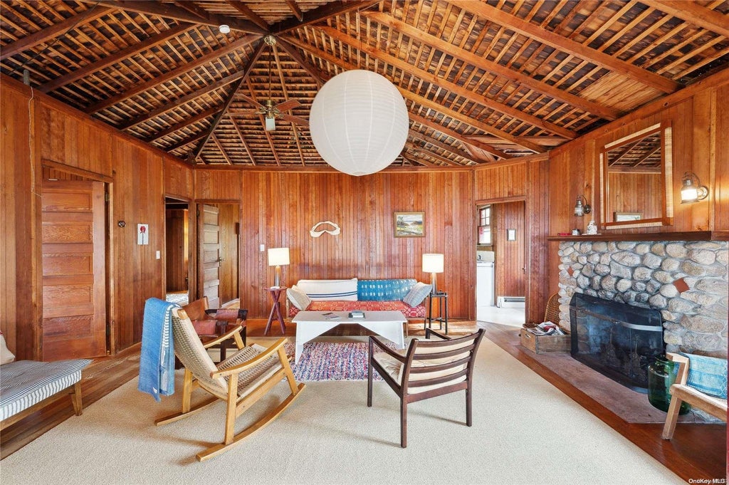 13 of 25 - 400 Diamond Lane, Peconic, NY