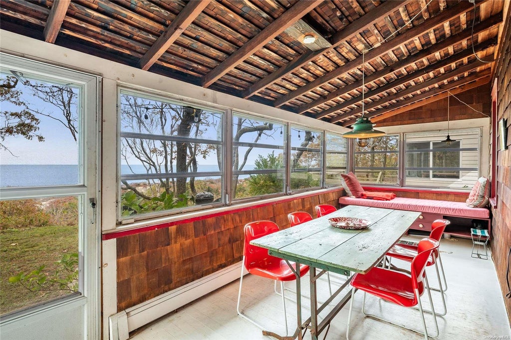 16 of 25 - 400 Diamond Lane, Peconic, NY