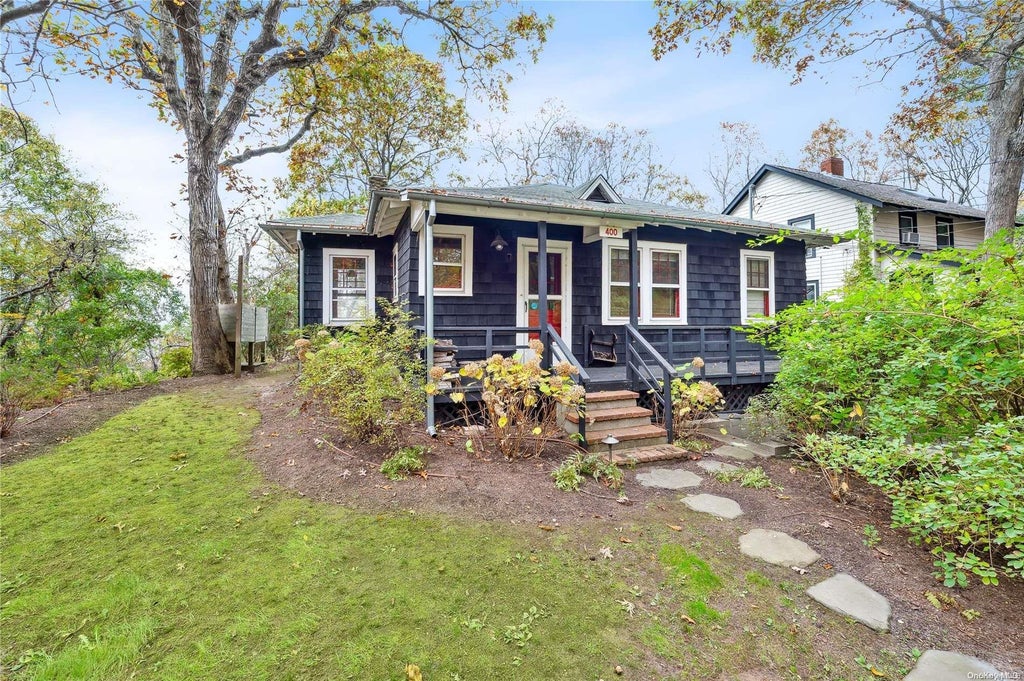 1 of 25 - 400 Diamond Lane, Peconic, NY