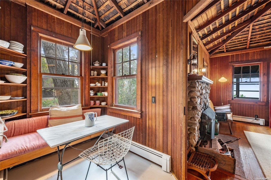 19 of 25 - 400 Diamond Lane, Peconic, NY