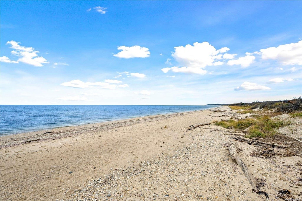8 of 25 - 400 Diamond Lane, Peconic, NY