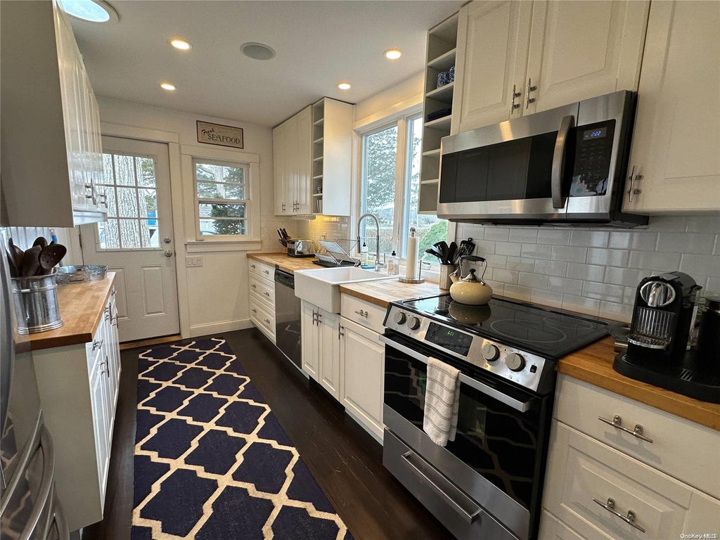 2 of 19 - 1100 Pine Avenue, Southold, NY
