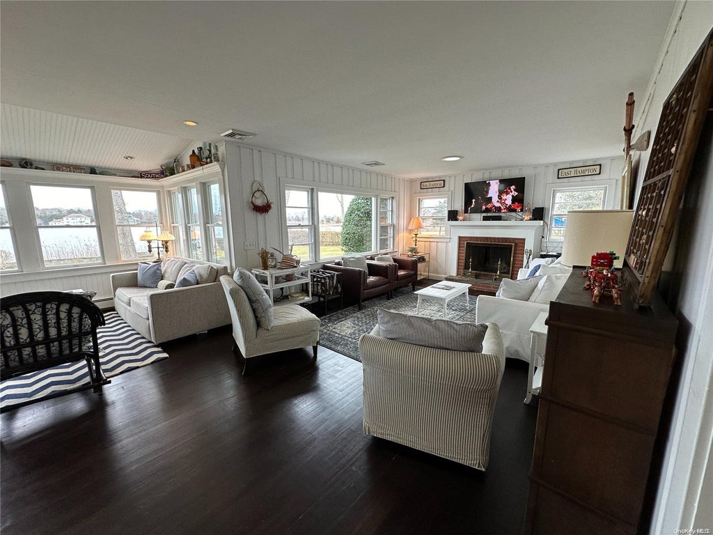 8 of 19 - 1100 Pine Avenue, Southold, NY