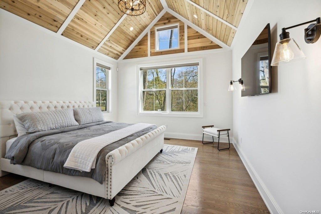 12 of 33 - 910 Glenn Road, Southold, NY