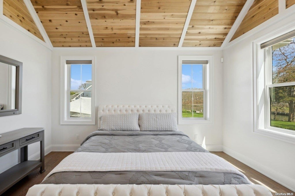 13 of 33 - 910 Glenn Road, Southold, NY