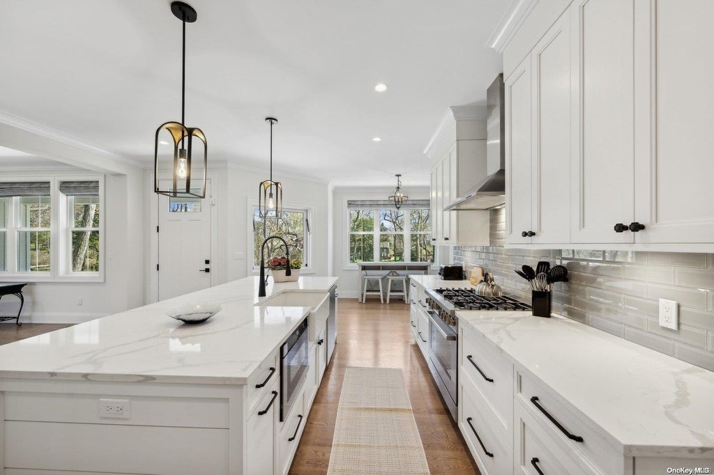 5 of 33 - 910 Glenn Road, Southold, NY