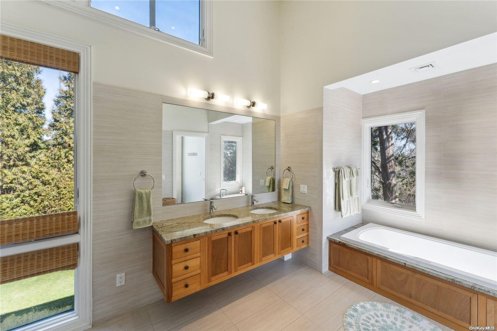 13 of 32 - 32 Tuthill Lane, Remsenburg, NY