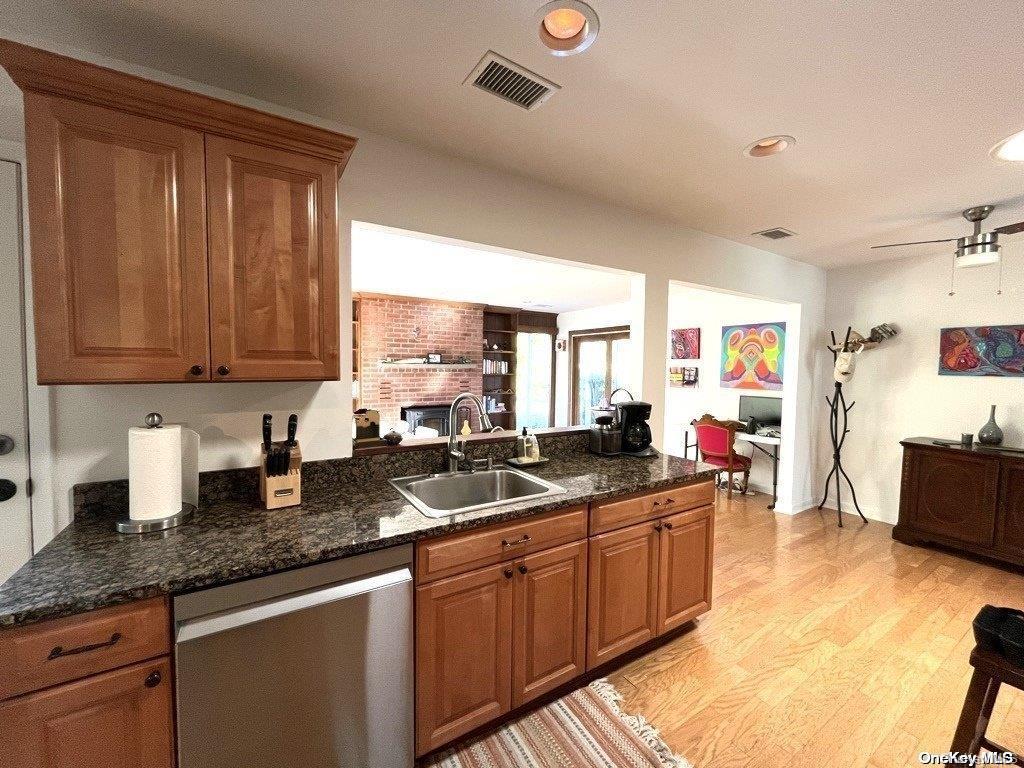 11 of 27 - 400 Hill Road, Southold, NY