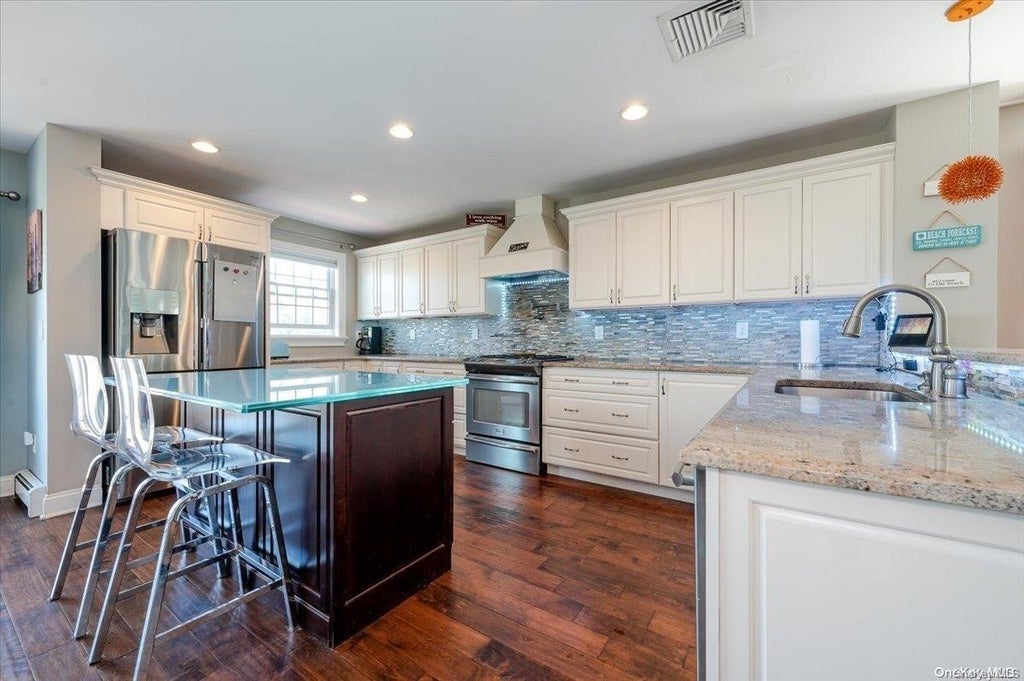9 of 29 - 237 Fulton St., Long Beach, NY