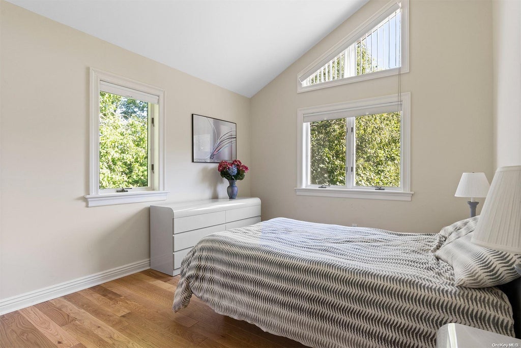 9 of 14 - 16125 Soundview Avenue, Southold, NY