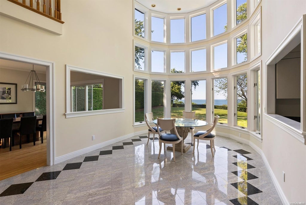3 of 14 - 16125 Soundview Avenue, Southold, NY