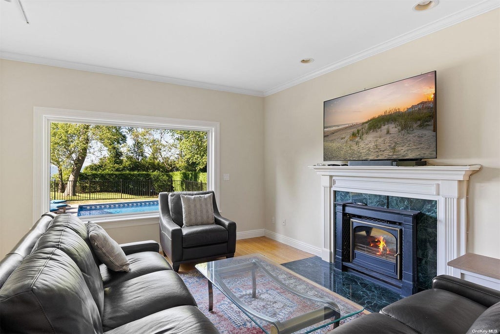 5 of 14 - 16125 Soundview Avenue, Southold, NY