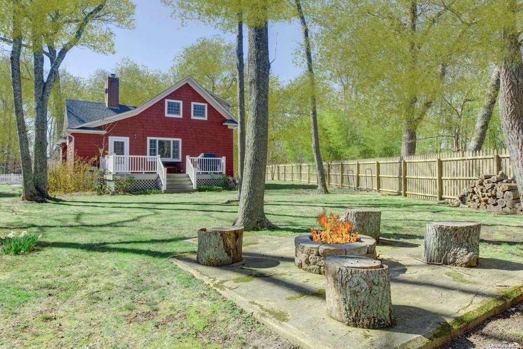 11 of 17 - 5650 North Bayview Road, Southold, NY