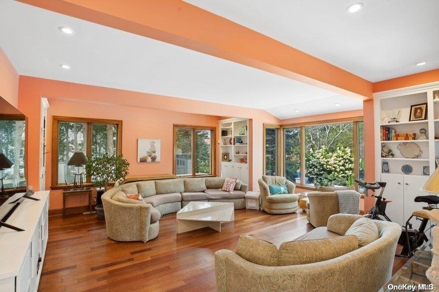 18 of 36 - 425 Cedar Point Drive, Southold, NY