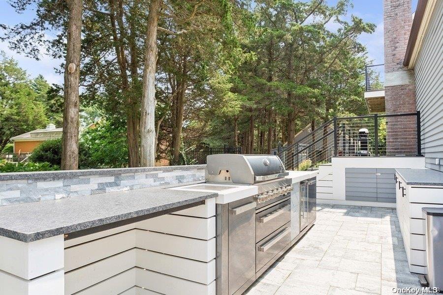 25 of 36 - 425 Cedar Point Drive, Southold, NY
