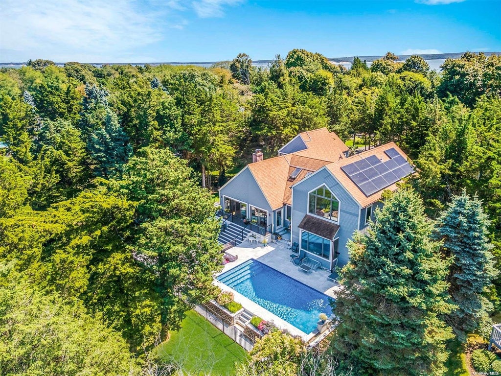 27 of 36 - 425 Cedar Point Drive, Southold, NY