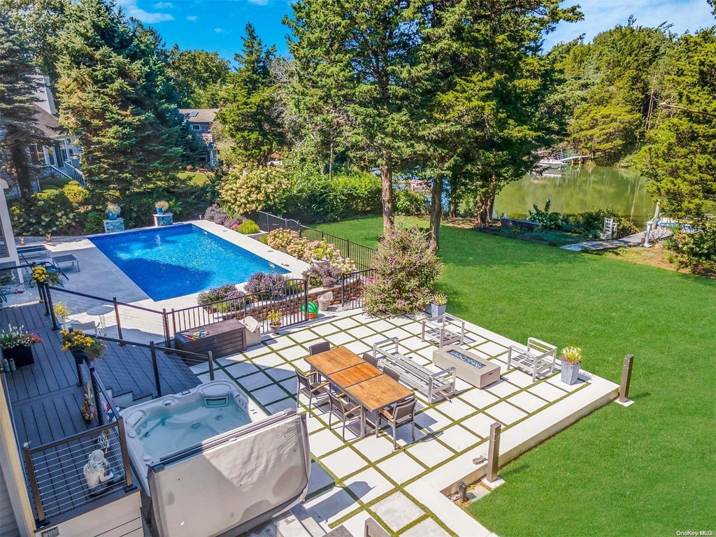 28 of 36 - 425 Cedar Point Drive, Southold, NY