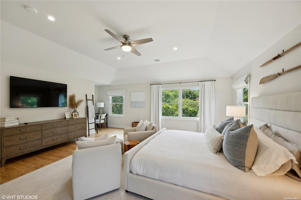 7 of 22 - 935 Corey Creek Lane, Southold, NY