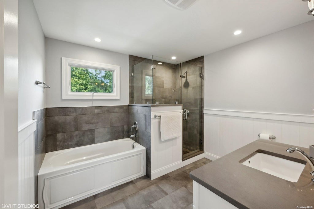 8 of 22 - 935 Corey Creek Lane, Southold, NY