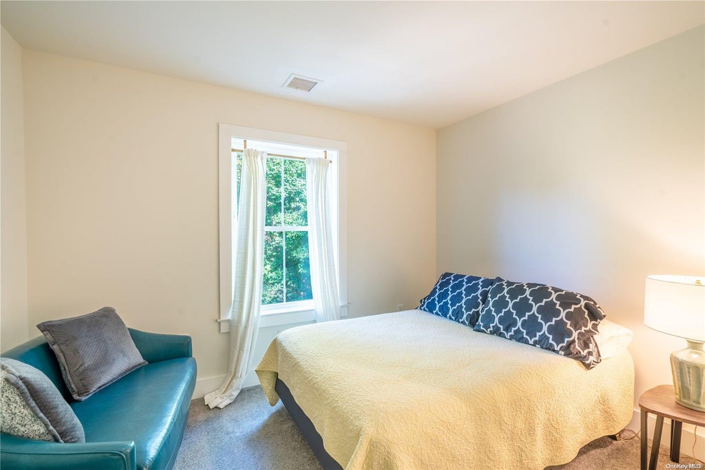 11 of 19 - 13595 Soundview Avenue, Southold, NY