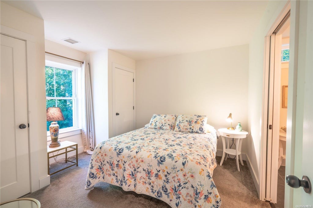 7 of 19 - 13595 Soundview Avenue, Southold, NY
