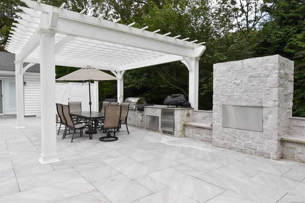 16 of 25 - 47 Bridle Path, Remsenburg, NY
