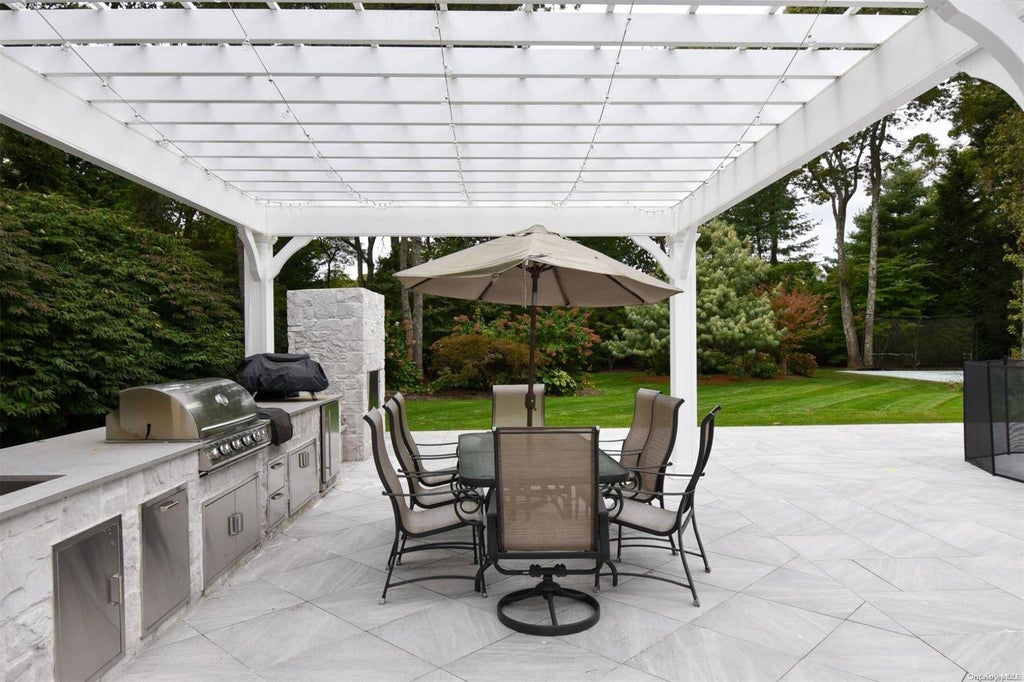 17 of 25 - 47 Bridle Path, Remsenburg, NY