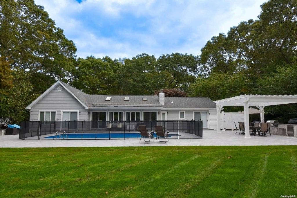 23 of 25 - 47 Bridle Path, Remsenburg, NY