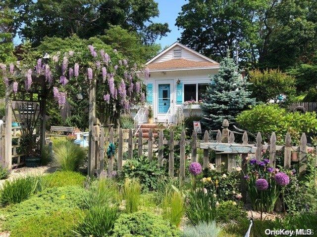1 of 20 - 7 Port Jefferson Road, Sound Beach, NY