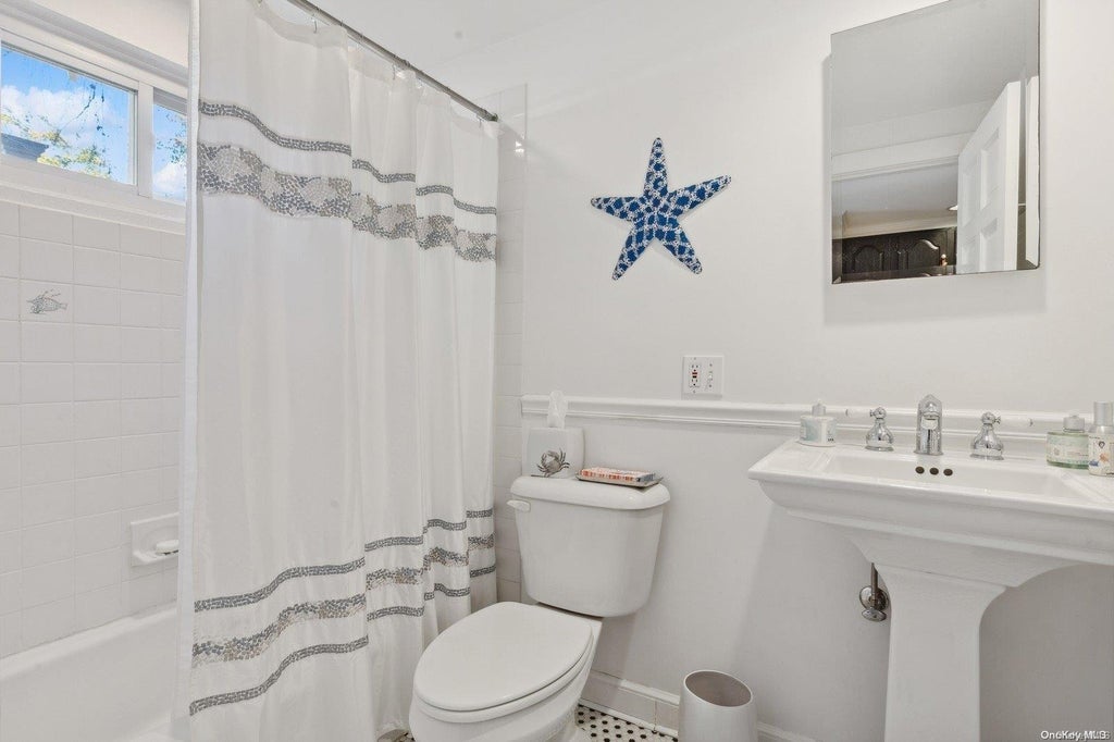 11 of 26 - 150 Hobart Road, Southold, NY