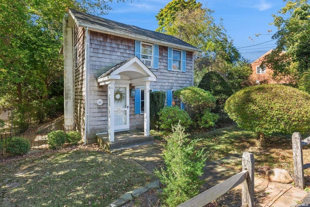 1 of 26 - 150 Hobart Road, Southold, NY
