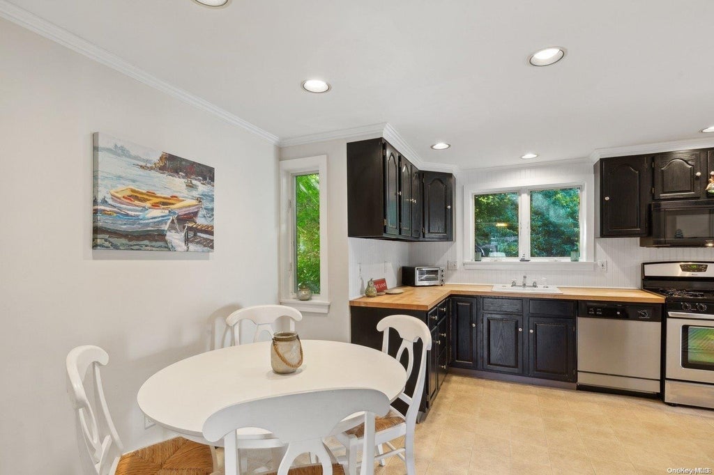 6 of 26 - 150 Hobart Road, Southold, NY