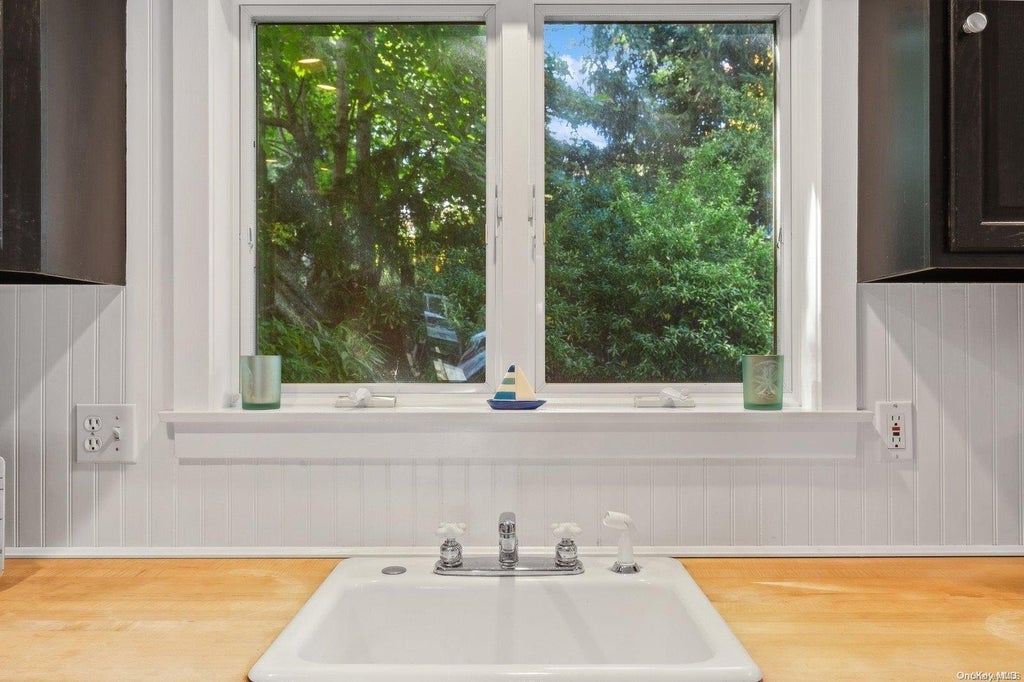 8 of 26 - 150 Hobart Road, Southold, NY