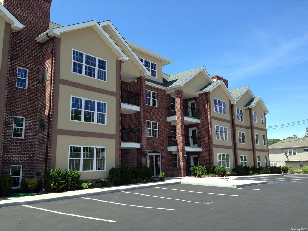 14 of 22 - 400 Carney St. # 604, Glen Cove, NY