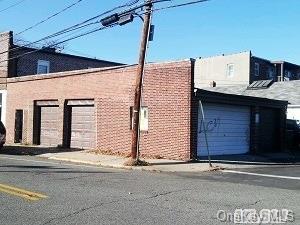 1 of 1 - 1a Fairview Avenue, Great Neck, NY