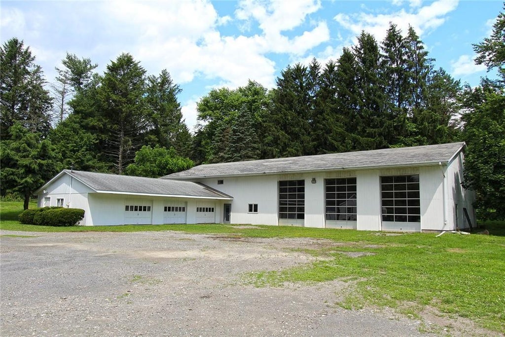 1 of 1 - 1385 Noxon Road, La Grange Ville, NY