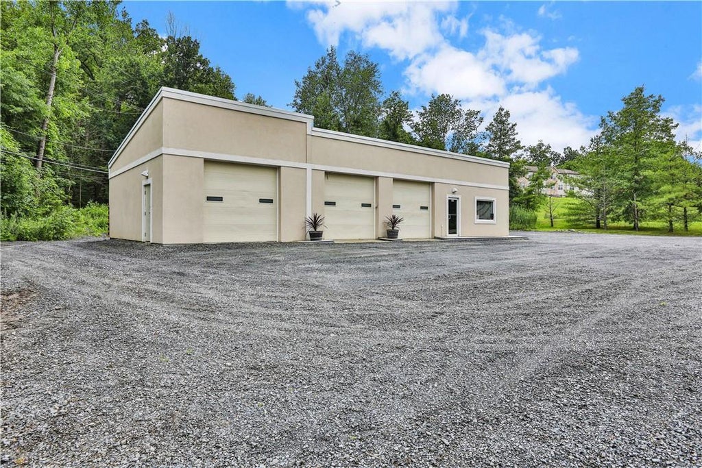 1 of 1 - 349 Plank Road, Newburgh, NY