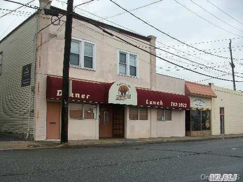 1 of 1 - 4 Franklin Place, Woodmere, NY