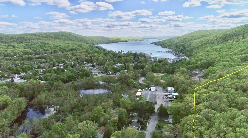 1 of 1 - Louise Lane, Greenwood Lake, NY